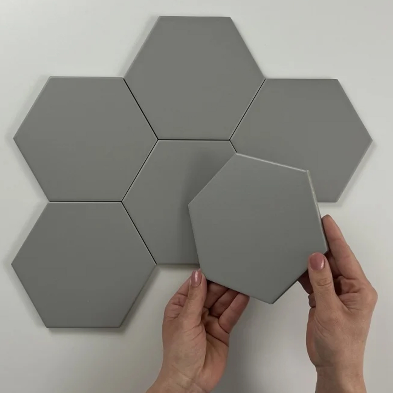 Cifre Ceramica Hexagon Timeless Grey Mat Tegel 15x17cm